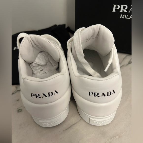 Prada white leather sneaker size 41.5 new - Picture 3 of 8